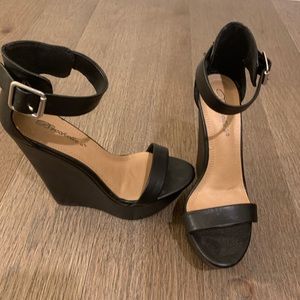 Black wedges size 6.5